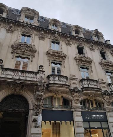 Auberge De Jeunesse Hi Avignon Exterior photo